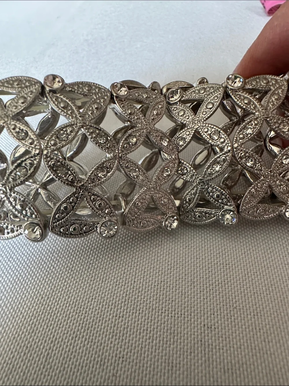 Silver Tone Women's Lattice Bracelet - Elegant Silver Link Design
